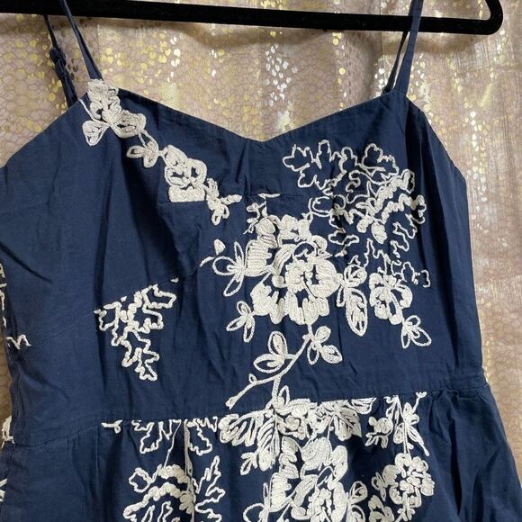 J.Crew Navy Blue Ivory Mirabel Lawn Embroidered Floral Mini Dress, Size 6 - Picture 3 of 8